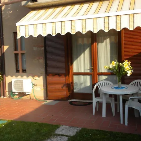 In Lazise/gardasee 21944 아파트